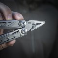 m-tac-multitool-typ-3-z-kabura-13.jpg