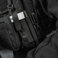 m-tac-ladownica-na-staze-elatyczna-z-rzepem-gen-iii-black-6.jpg