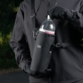 m-tac-pokrowiec-na-butelke-z-paskiem-black-10.jpg