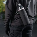 m-tac-pokrowiec-na-butelke-z-paskiem-black-11.jpg