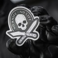 m-tac-naklejka-no-knife-no-life-black-1.jpg
