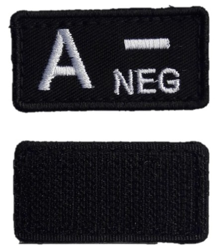 plakietka-grupa-krwi-na-rzep-A--negative-czarna.jpg